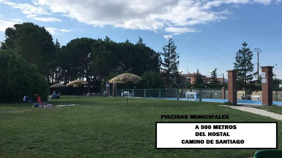 فندق Apartamento Pension La Via Lactea Frómista المظهر الخارجي الصورة